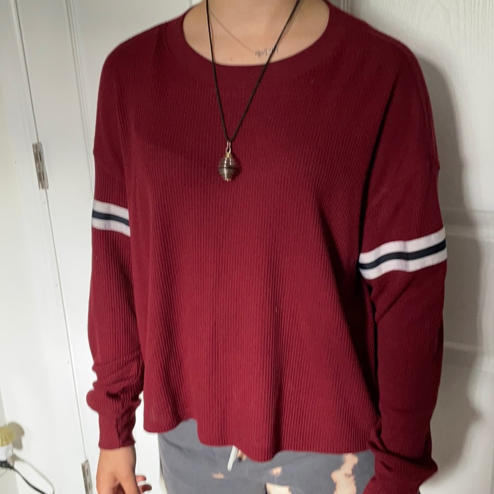 Maroon cropped long sleeve